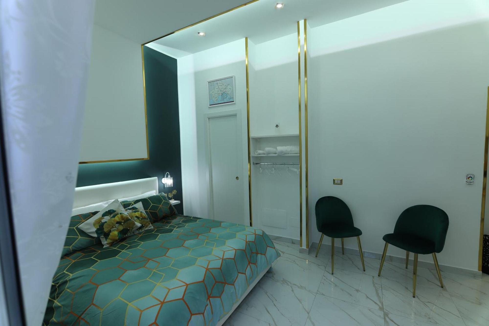 Appartamento Regina House Napoli Esterno foto