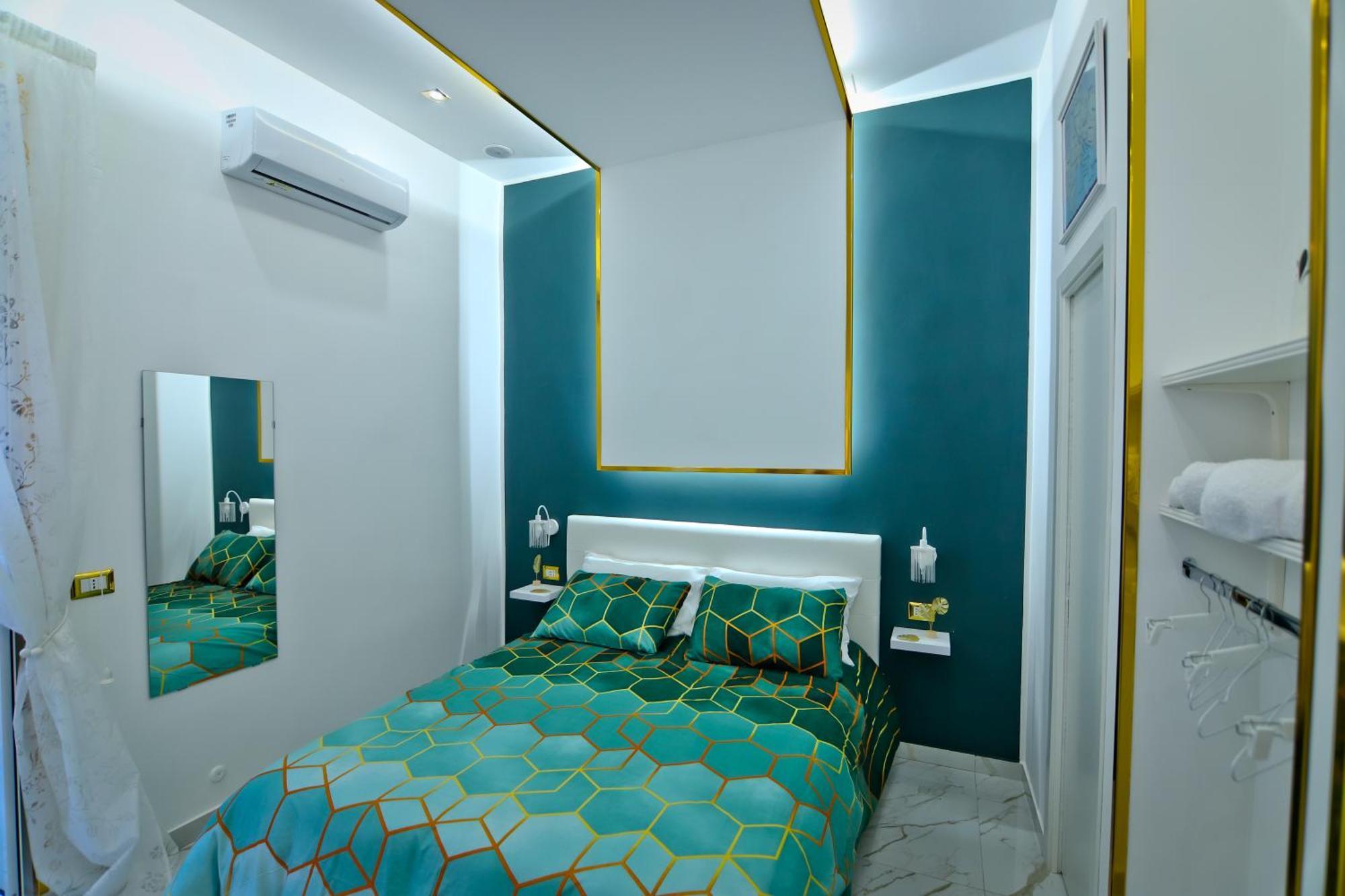 Appartamento Regina House Napoli Esterno foto