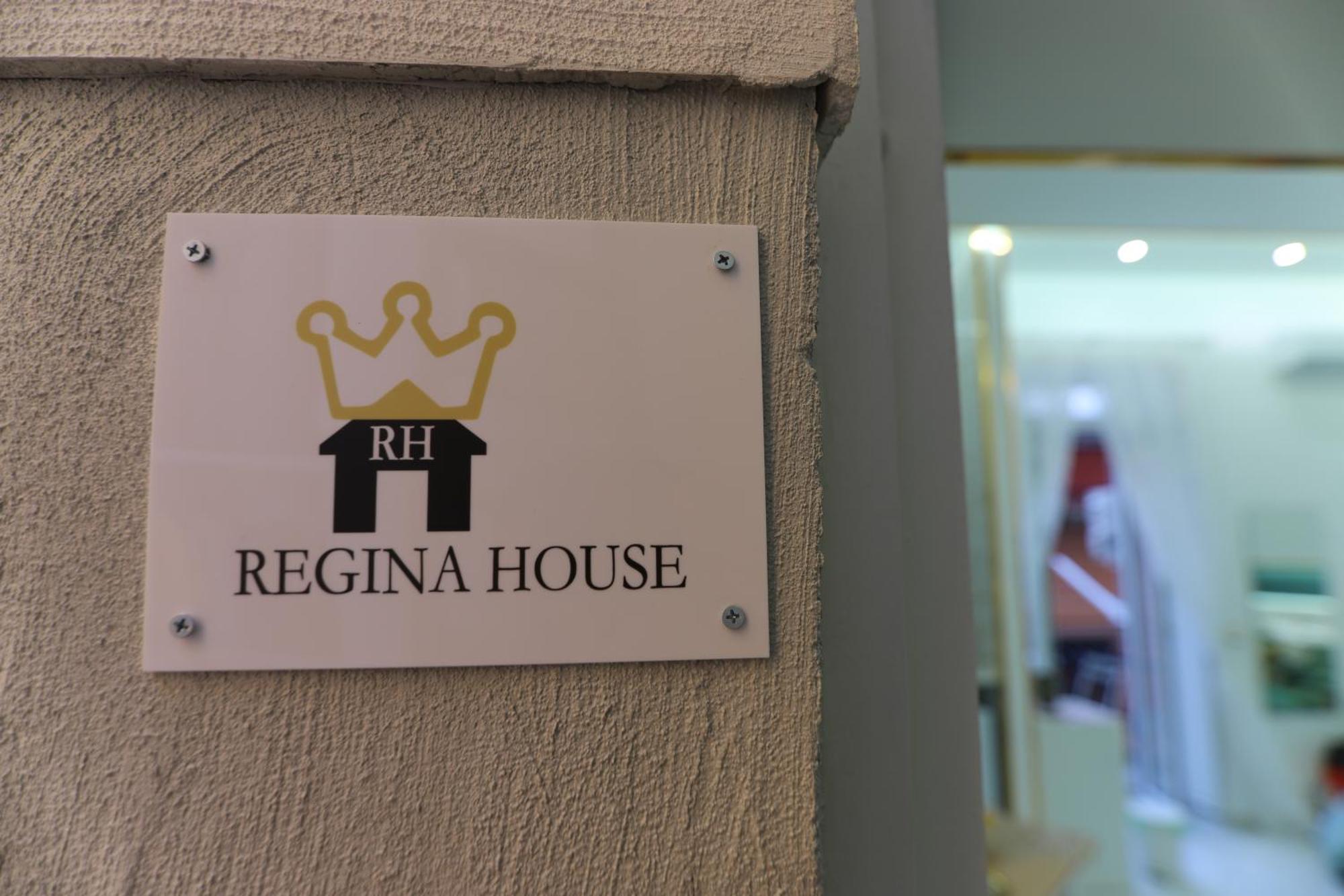 Appartamento Regina House Napoli Esterno foto
